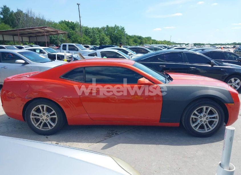 Photo 13 of 2013 Chevrolet Camaro 1LT (VIN 2G1FB1E35D9200406)
