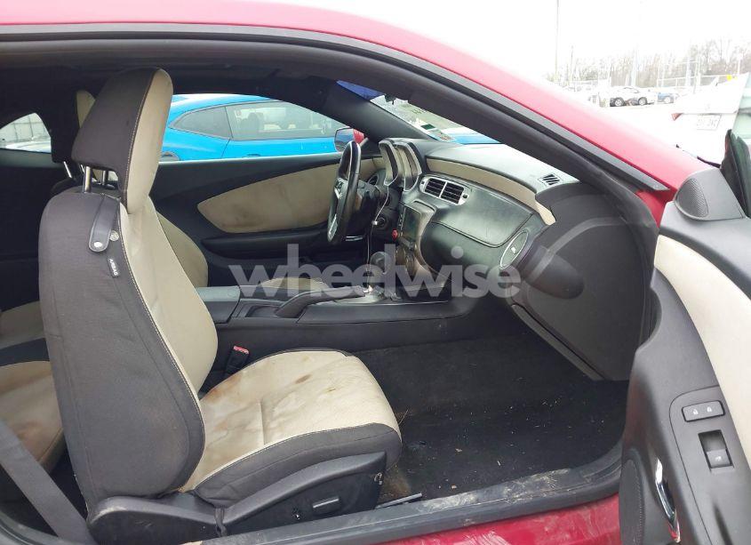 Photo 5 of 2014 Chevrolet Camaro 1LT (VIN 2G1FB1E35E9238218)