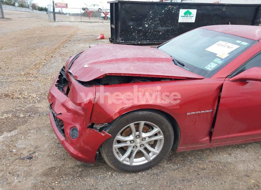 Photo 21 of 2015 Chevrolet Camaro 2LS (VIN 2G1FB1E35F9144762)