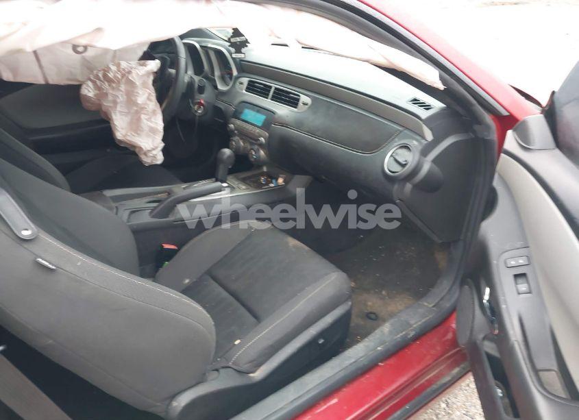 Photo 5 of 2015 Chevrolet Camaro 2LS (VIN 2G1FB1E35F9144762)