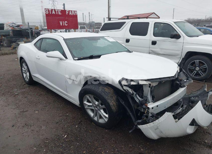 2015 Chevrolet Camaro 2LS (VIN 2G1FB1E35F9171847) main photo
