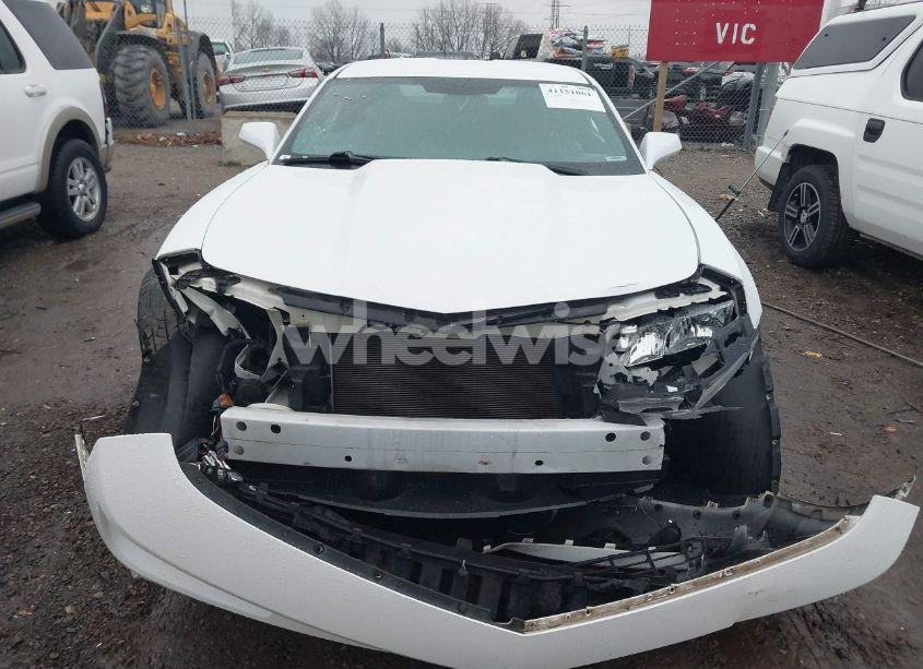 Photo 12 of 2015 Chevrolet Camaro 2LS (VIN 2G1FB1E35F9171847)