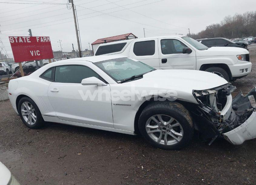 Photo 13 of 2015 Chevrolet Camaro 2LS (VIN 2G1FB1E35F9171847)