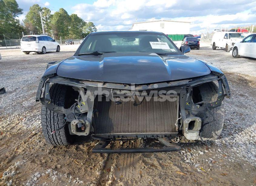 Photo 13 of 2015 Chevrolet Camaro 2LS (VIN 2G1FB1E35F9182220)