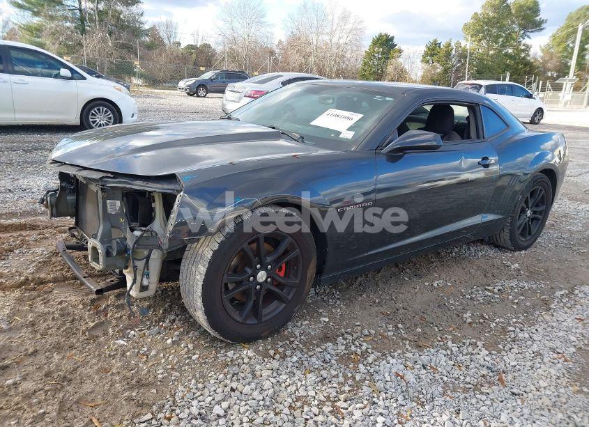Photo 2 of 2015 Chevrolet Camaro 2LS (VIN 2G1FB1E35F9182220)