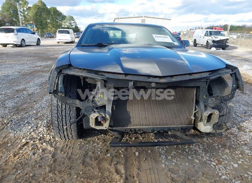 Photo 6 of 2015 Chevrolet Camaro 2LS (VIN 2G1FB1E35F9182220)