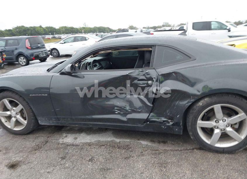 Photo 14 of 2014 Chevrolet Camaro 1LT (VIN 2G1FB1E36E9122302)