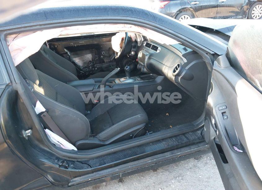 Photo 5 of 2014 Chevrolet Camaro 1LT (VIN 2G1FB1E36E9133431)