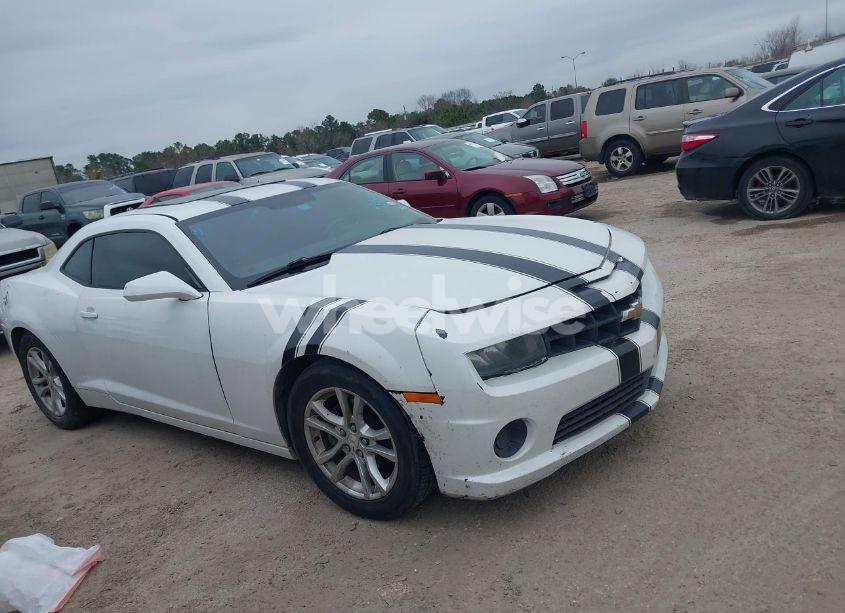 2014 Chevrolet Camaro 1LT (VIN 2G1FB1E36E9249695) main photo