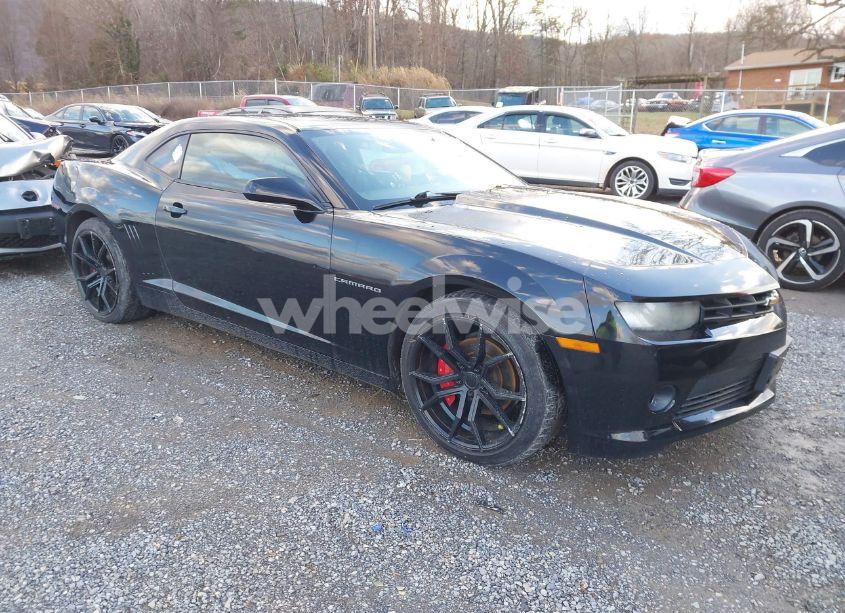 2014 Chevrolet Camaro 1LT (VIN 2G1FB1E36E9266352) main photo