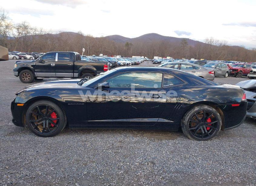 Photo 13 of 2014 Chevrolet Camaro 1LT (VIN 2G1FB1E36E9266352)