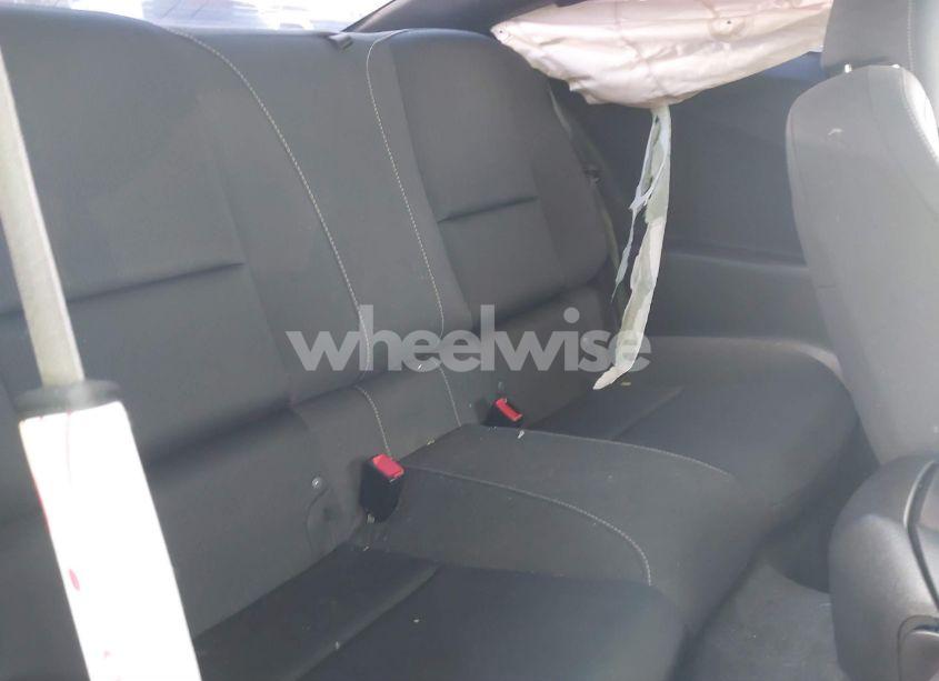 Photo 8 of 2014 Chevrolet Camaro 1LT (VIN 2G1FB1E36E9275617)