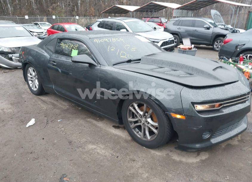 2015 Chevrolet Camaro 2LS (VIN 2G1FB1E36F9182386) main photo