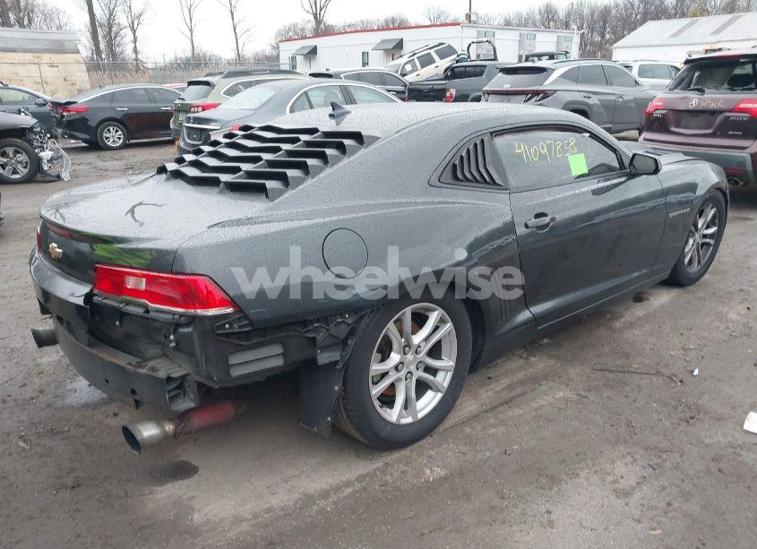 Photo 4 of 2015 Chevrolet Camaro 2LS (VIN 2G1FB1E36F9182386)