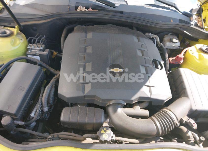 Photo 10 of 2015 Chevrolet Camaro 2LS (VIN 2G1FB1E36F9240884)