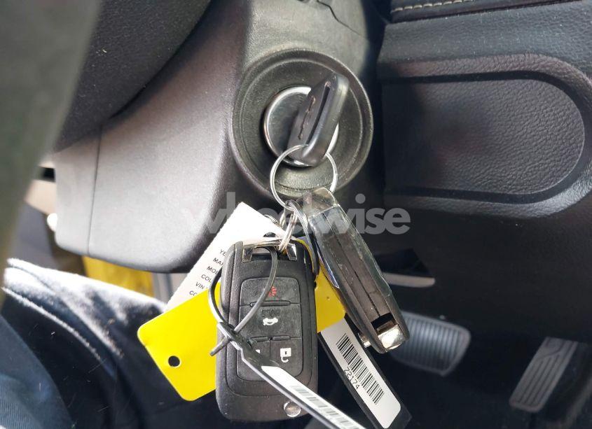 Photo 11 of 2015 Chevrolet Camaro 2LS (VIN 2G1FB1E36F9240884)