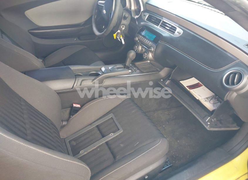 Photo 5 of 2015 Chevrolet Camaro 2LS (VIN 2G1FB1E36F9240884)