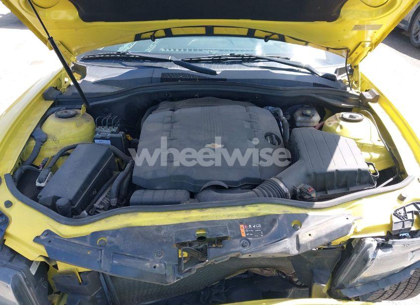 Photo 10 of 2015 Chevrolet Camaro 2LS (VIN 2G1FB1E36F9249133)