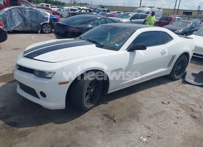 Photo 2 of 2015 Chevrolet Camaro 2LS (VIN 2G1FB1E36F9265686)