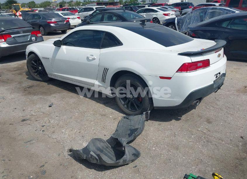 Photo 3 of 2015 Chevrolet Camaro 2LS (VIN 2G1FB1E36F9265686)