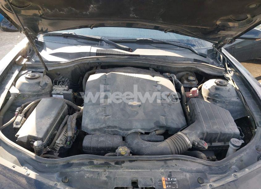 Photo 10 of 2015 Chevrolet Camaro 2LS (VIN 2G1FB1E36F9305622)