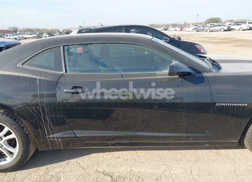 Photo 13 of 2015 Chevrolet Camaro 2LS (VIN 2G1FB1E36F9305622)