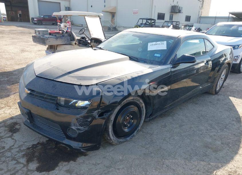 Photo 2 of 2015 Chevrolet Camaro 2LS (VIN 2G1FB1E36F9305622)
