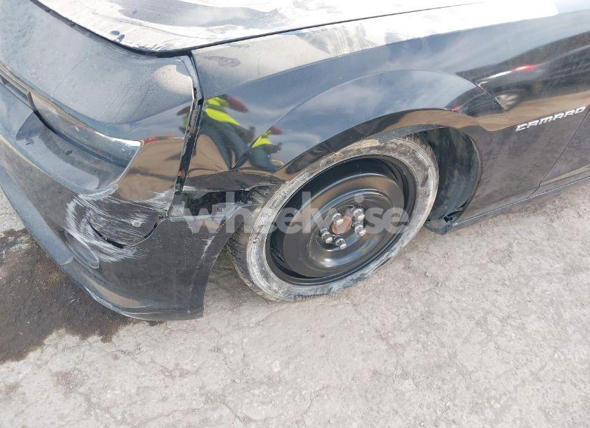 Photo 6 of 2015 Chevrolet Camaro 2LS (VIN 2G1FB1E36F9305622)