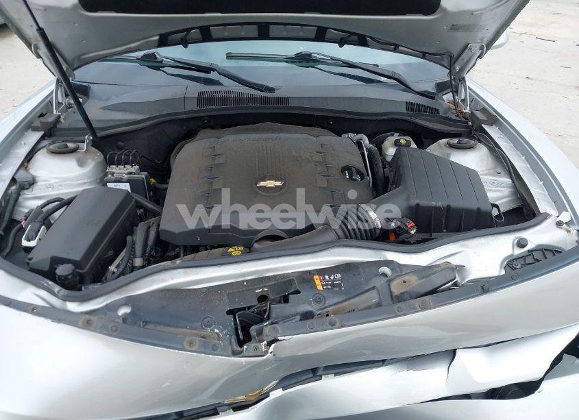 Photo 10 of 2015 Chevrolet Camaro 2LS (VIN 2G1FB1E36F9307211)