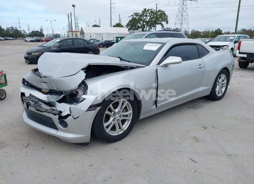Photo 2 of 2015 Chevrolet Camaro 2LS (VIN 2G1FB1E36F9307211)