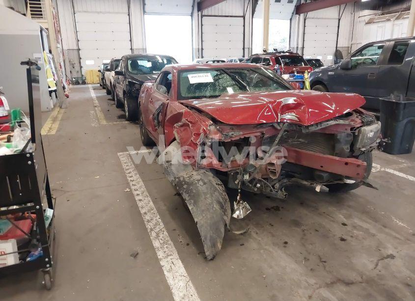 2015 Chevrolet Camaro 2LS (VIN 2G1FB1E36F9310884) main photo