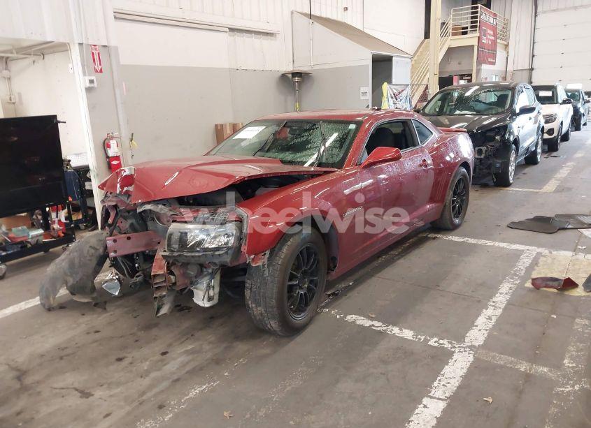 Photo 2 of 2015 Chevrolet Camaro 2LS (VIN 2G1FB1E36F9310884)