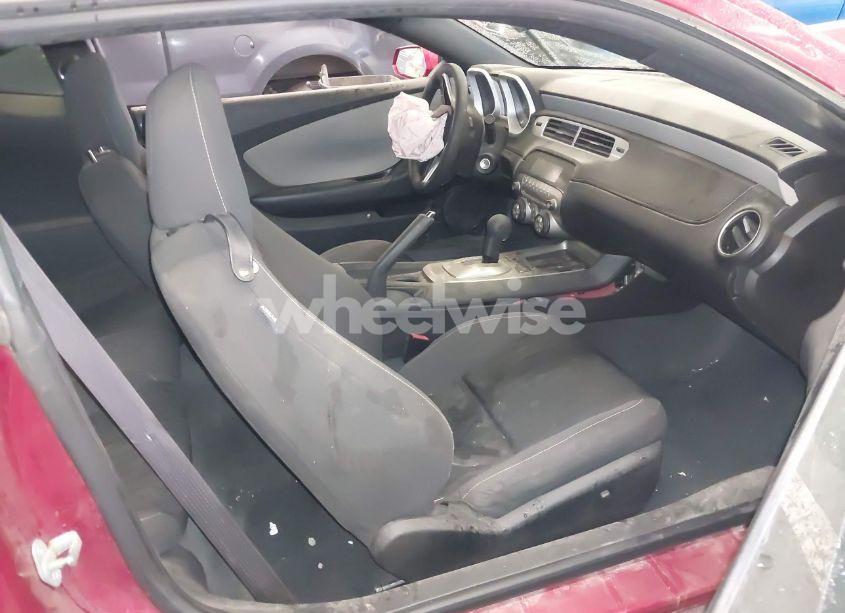 Photo 5 of 2015 Chevrolet Camaro 2LS (VIN 2G1FB1E36F9310884)