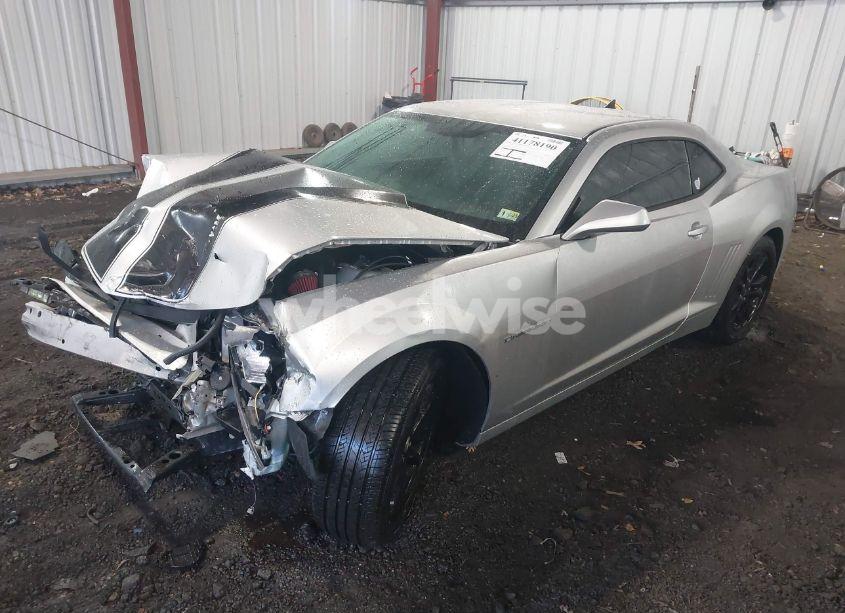 Photo 2 of 2015 Chevrolet Camaro 2LS (VIN 2G1FB1E37F9308237)