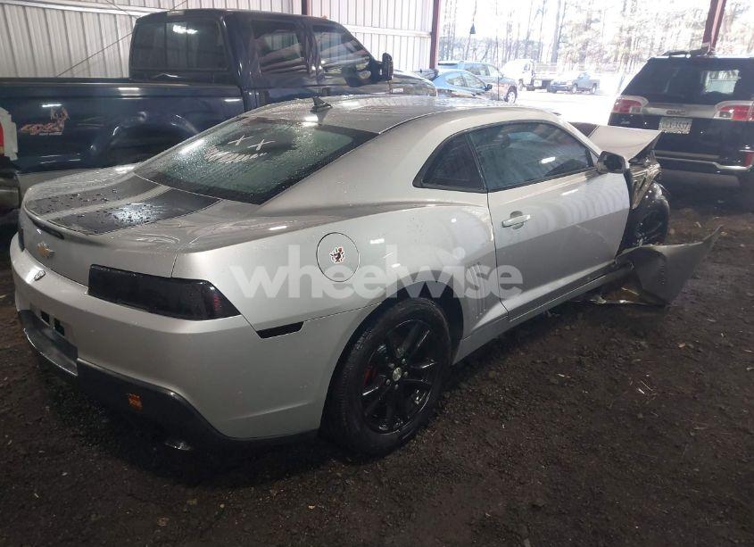 Photo 4 of 2015 Chevrolet Camaro 2LS (VIN 2G1FB1E37F9308237)