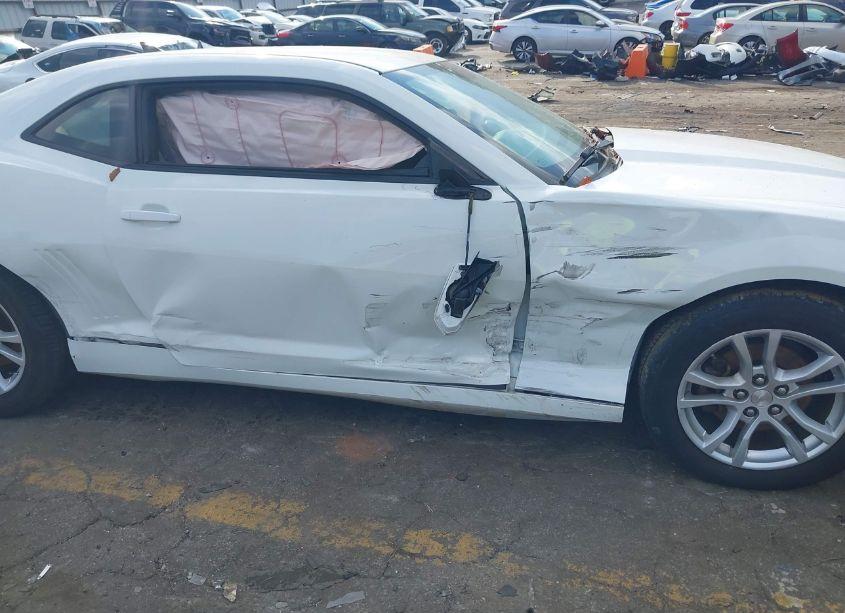 Photo 6 of 2015 Chevrolet Camaro 2LS (VIN 2G1FB1E37F9310313)