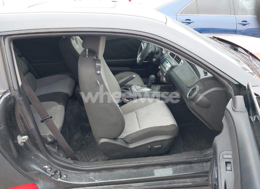 Photo 5 of 2012 Chevrolet Camaro 1LT (VIN 2G1FB1E38C9192137)