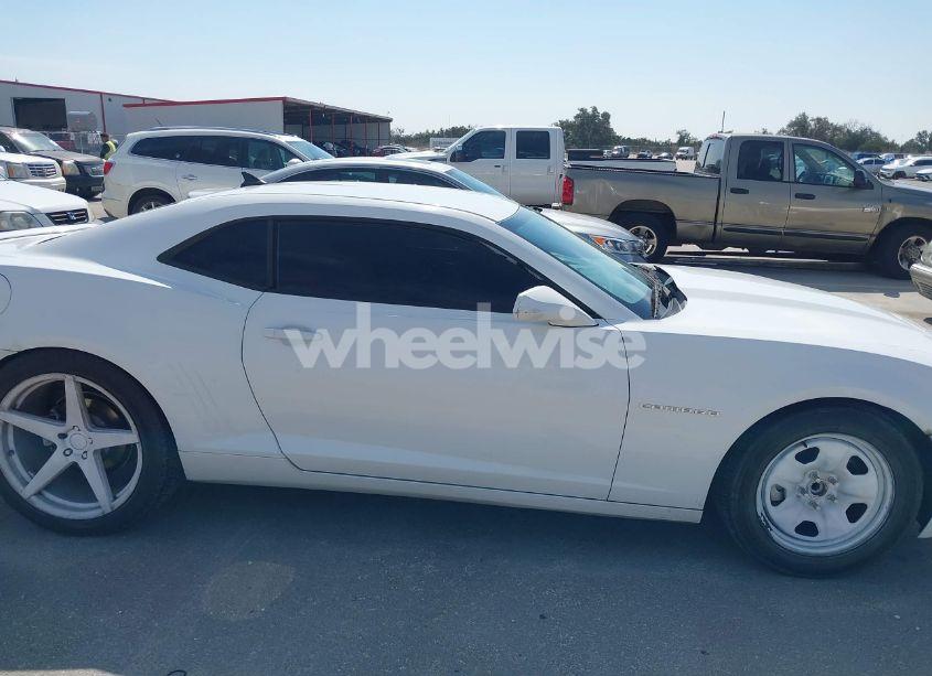 Photo 13 of 2013 Chevrolet Camaro 1LT (VIN 2G1FB1E38D9189160)