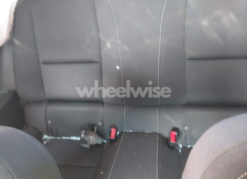 Photo 8 of 2014 Chevrolet Camaro 1LT (VIN 2G1FB1E38E9268295)