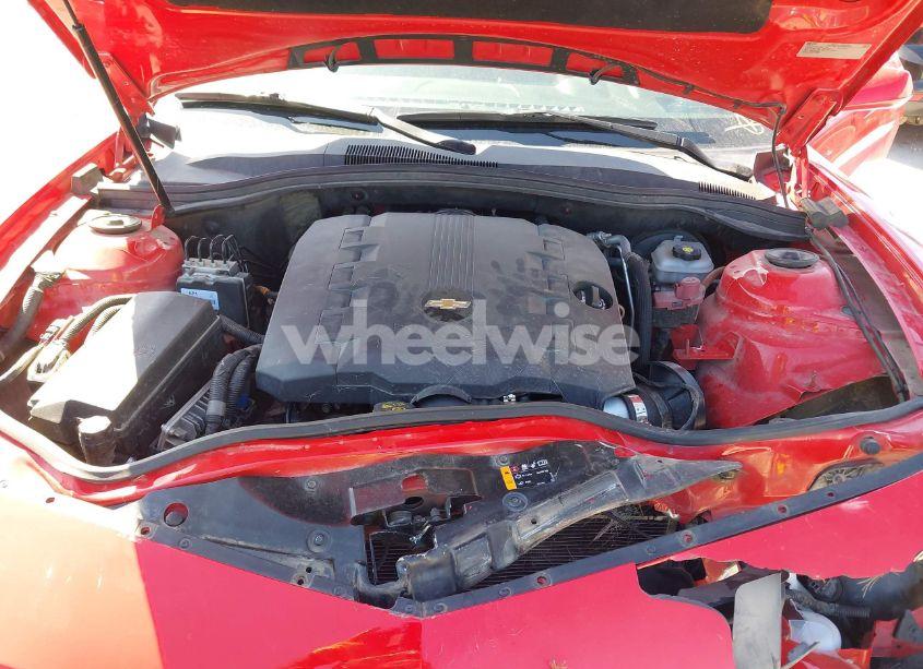 Photo 10 of 2015 Chevrolet Camaro 2LS (VIN 2G1FB1E38F9118396)