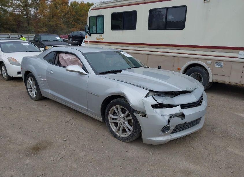 2015 Chevrolet Camaro 2LS (VIN 2G1FB1E38F9195897) main photo