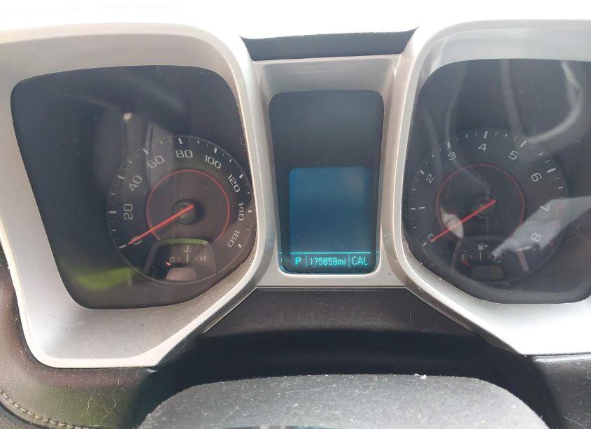 Photo 15 of 2015 Chevrolet Camaro 2LS (VIN 2G1FB1E38F9195897)