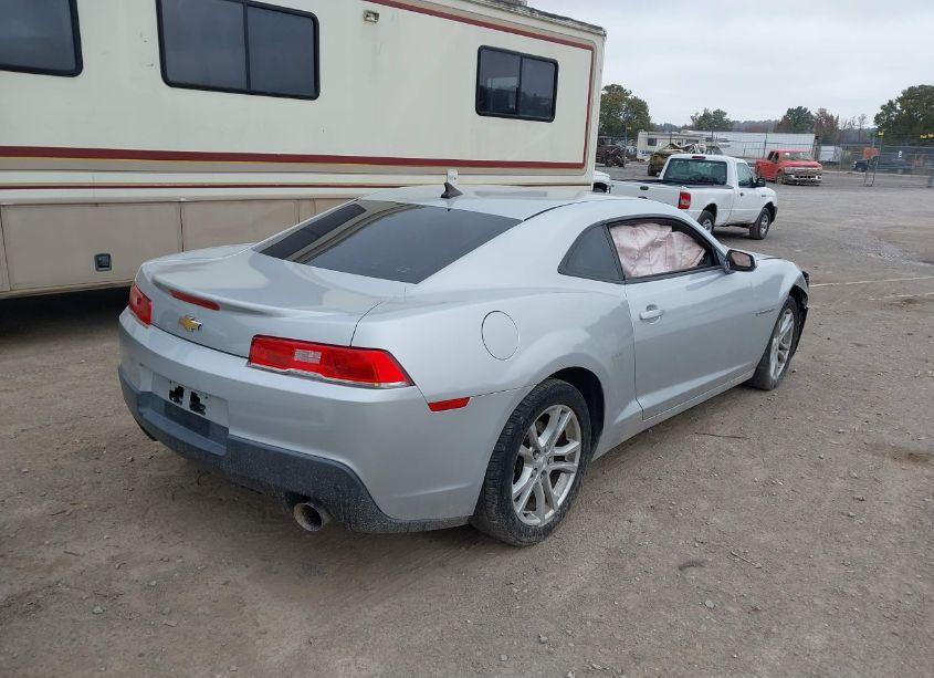 Photo 4 of 2015 Chevrolet Camaro 2LS (VIN 2G1FB1E38F9195897)