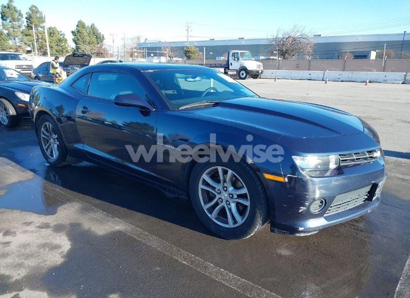 2015 Chevrolet Camaro 2LS (VIN 2G1FB1E38F9221835) main photo