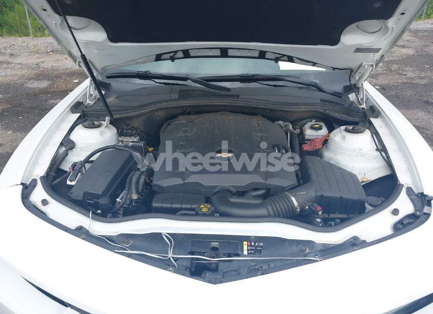 Photo 10 of 2015 Chevrolet Camaro 2LS (VIN 2G1FB1E38F9238568)