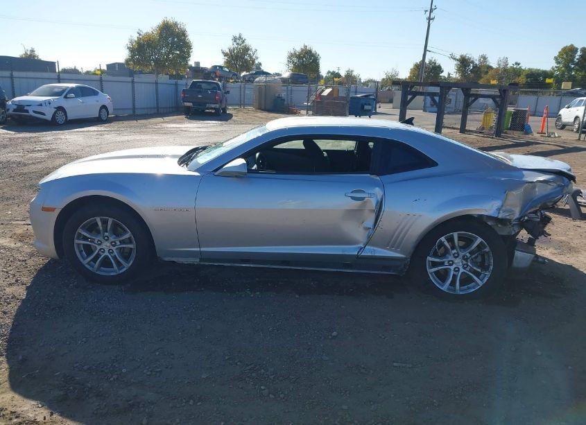 Photo 15 of 2015 Chevrolet Camaro 2LS (VIN 2G1FB1E38F9304035)