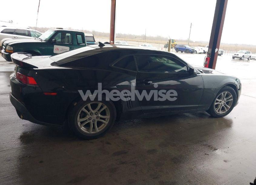 Photo 13 of 2015 Chevrolet Camaro 2LS (VIN 2G1FB1E39F9247781)