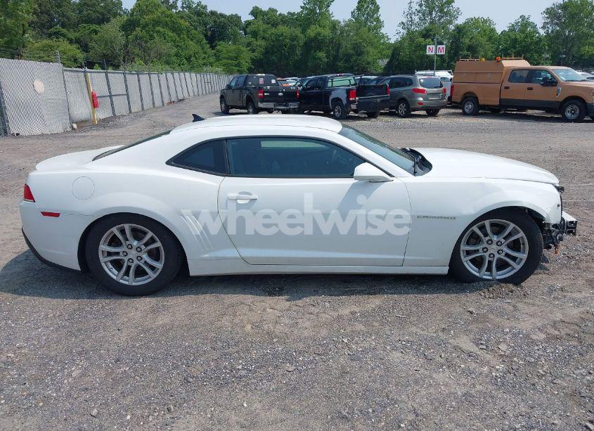 Photo 14 of 2015 Chevrolet Camaro 2LS (VIN 2G1FB1E39F9308322)