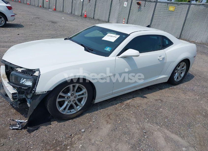 Photo 2 of 2015 Chevrolet Camaro 2LS (VIN 2G1FB1E39F9308322)