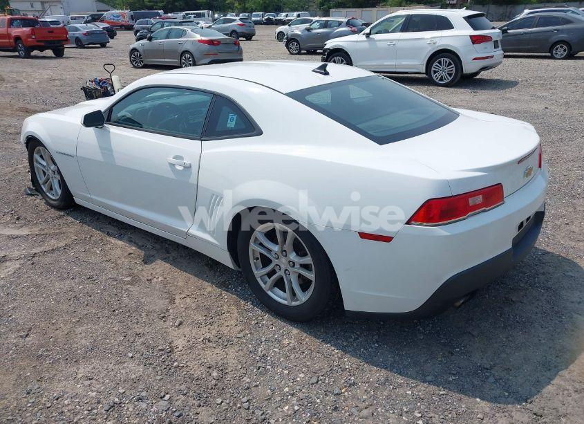 Photo 3 of 2015 Chevrolet Camaro 2LS (VIN 2G1FB1E39F9308322)